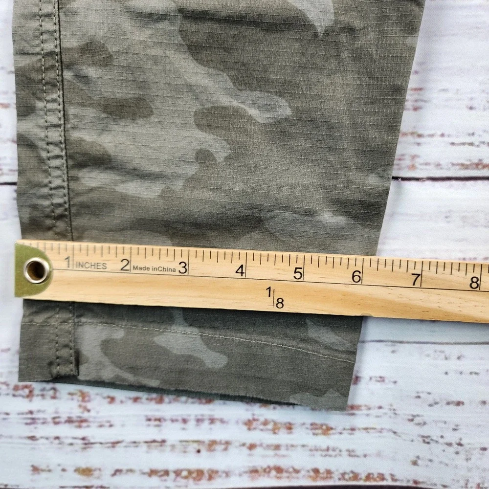 Vuori Ripstop Climber Pants Mens XS Oregano Camo Hiking Stretch